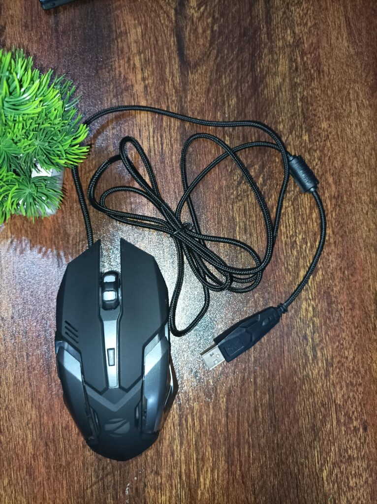 Design and build quality Zebronics Zeb-Transformer Gaming mouse review